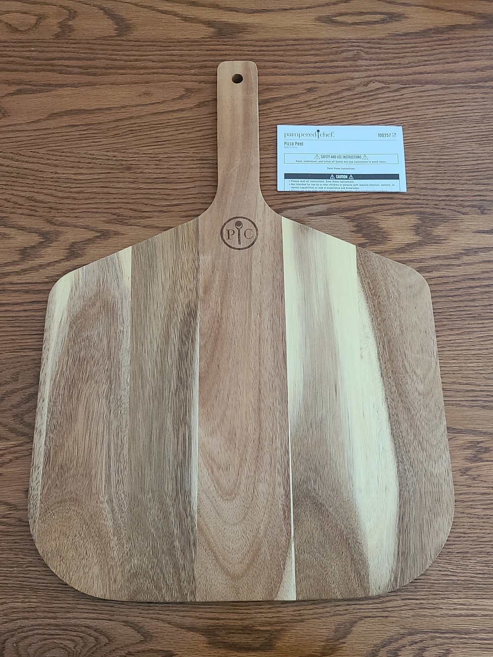 Pampered Chef Wooden Pizza Peel